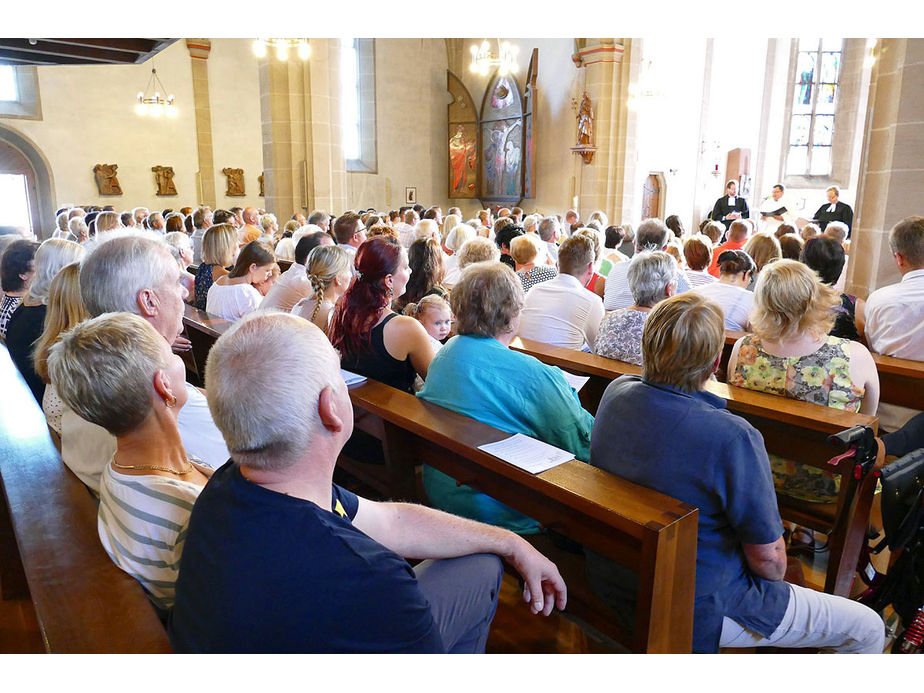 Ökumenischer Einschulungsgottesdienst in St. Crescentius (Foto: Karl-Franz Thiede)